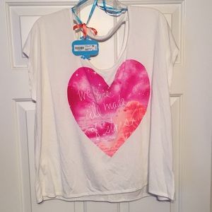 New Lamour white w/pink heart shirt